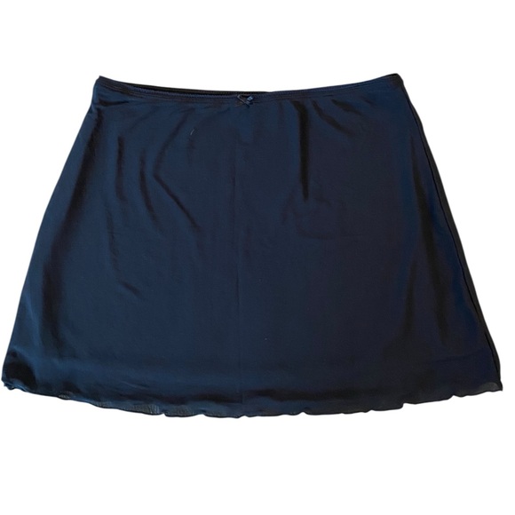 Brandy Melville Ciara Mini Skirt - size 26 - Picture 8 of 8